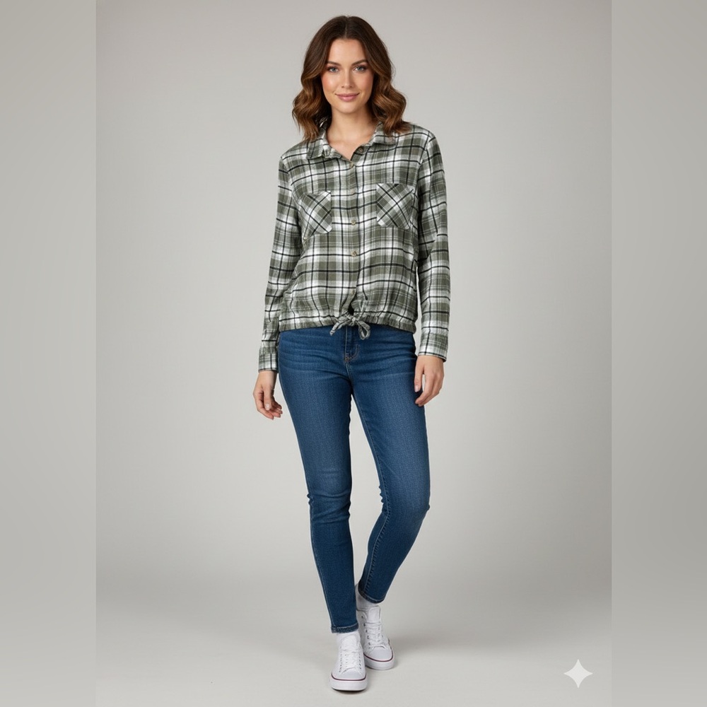 Women’s Flannel Button Up Long Sleeve Top Green Black White Plaid XXL